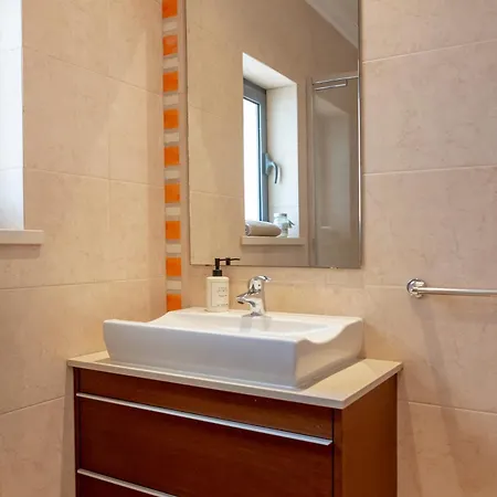 Moradia Flaj Hébergement de vacances *