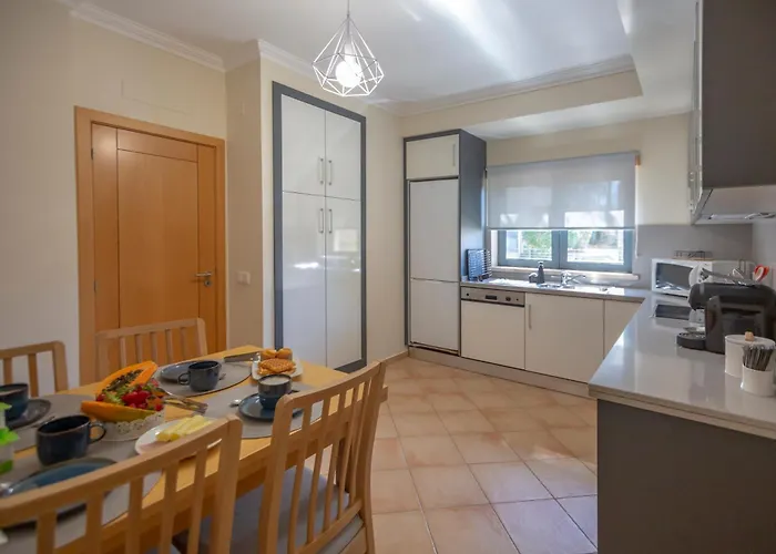 Moradia Flaj Semesterbostad Olhos de Agua (Albufeira)