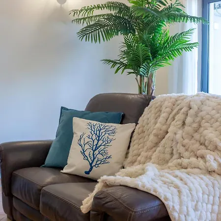 Moradia Flaj بيت للعطل *