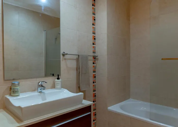 Moradia Flaj Hébergement de vacances Olhos de Agua (Albufeira)