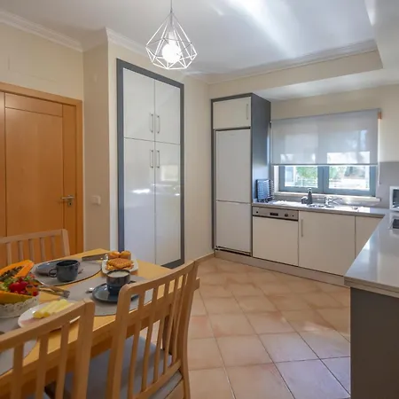 Moradia Flaj Holiday home Olhos de Agua (Albufeira)